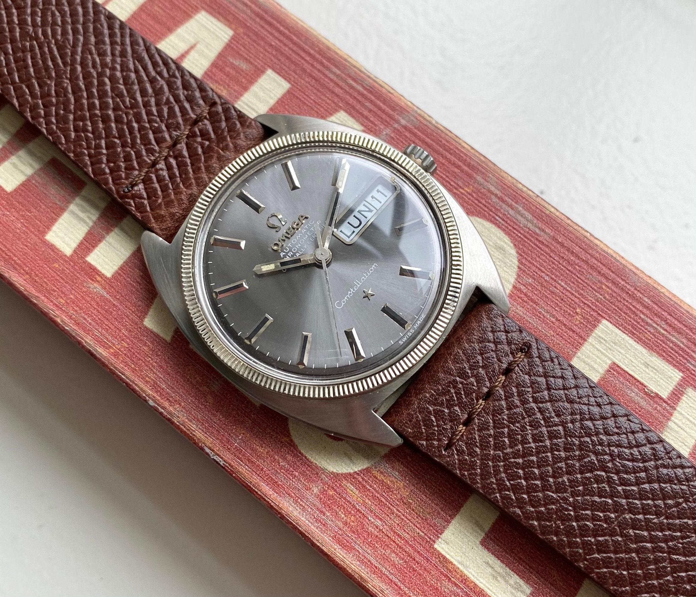 Vintage Omega Constellation Automatic 