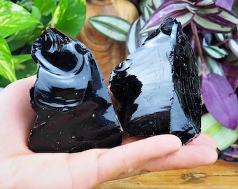 Raw Natural Black Obsidian Chunks, Bulk Medium Amorphous Black Obsidian Crystal Dragon Glass Scry Gem Volcanic Stone Protection Base Chakra
