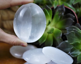 Adorable Perfect Selenite Palm Stones, Polished Selene Peace Mental Clarity Heal Crystals Stone Energy Cleanse Moon White Essential Mineral