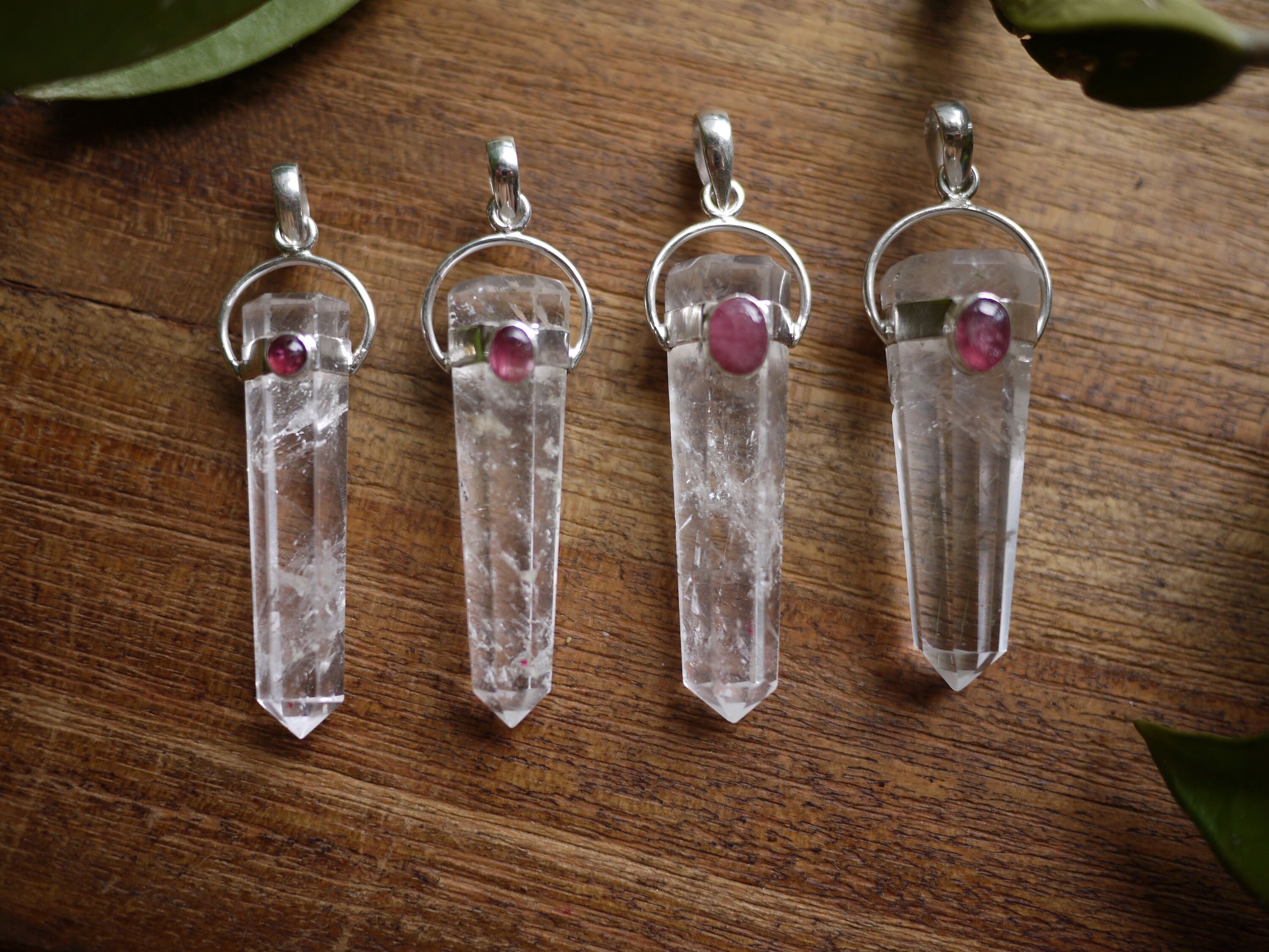 ネックレス・ペンダント Clear Quartz with Colored String (3 colors) Clear Quartz Point Pendant W/ Pink Tourmaline Accent in