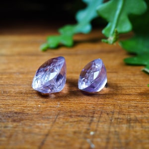 GRUPPE von Blass Amethyst Cabochons, Lila Energie Heilung Kristall Stein Cabs Schmuckherstellung Wire Wrap Edelstein Einzigartig Atemberaubend Schön