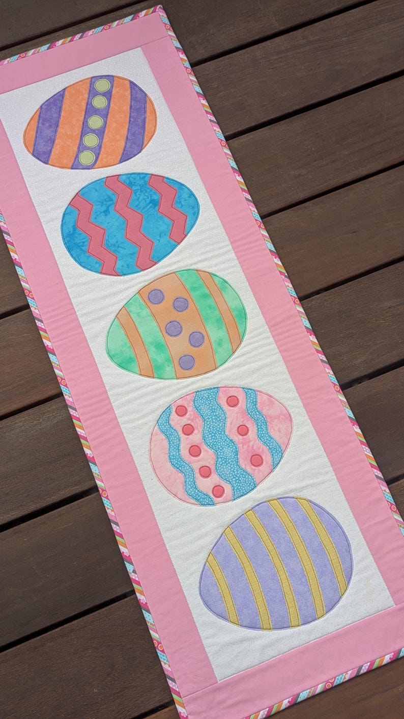 Easter Egg Table Runner - Digital Pattern - Etsy