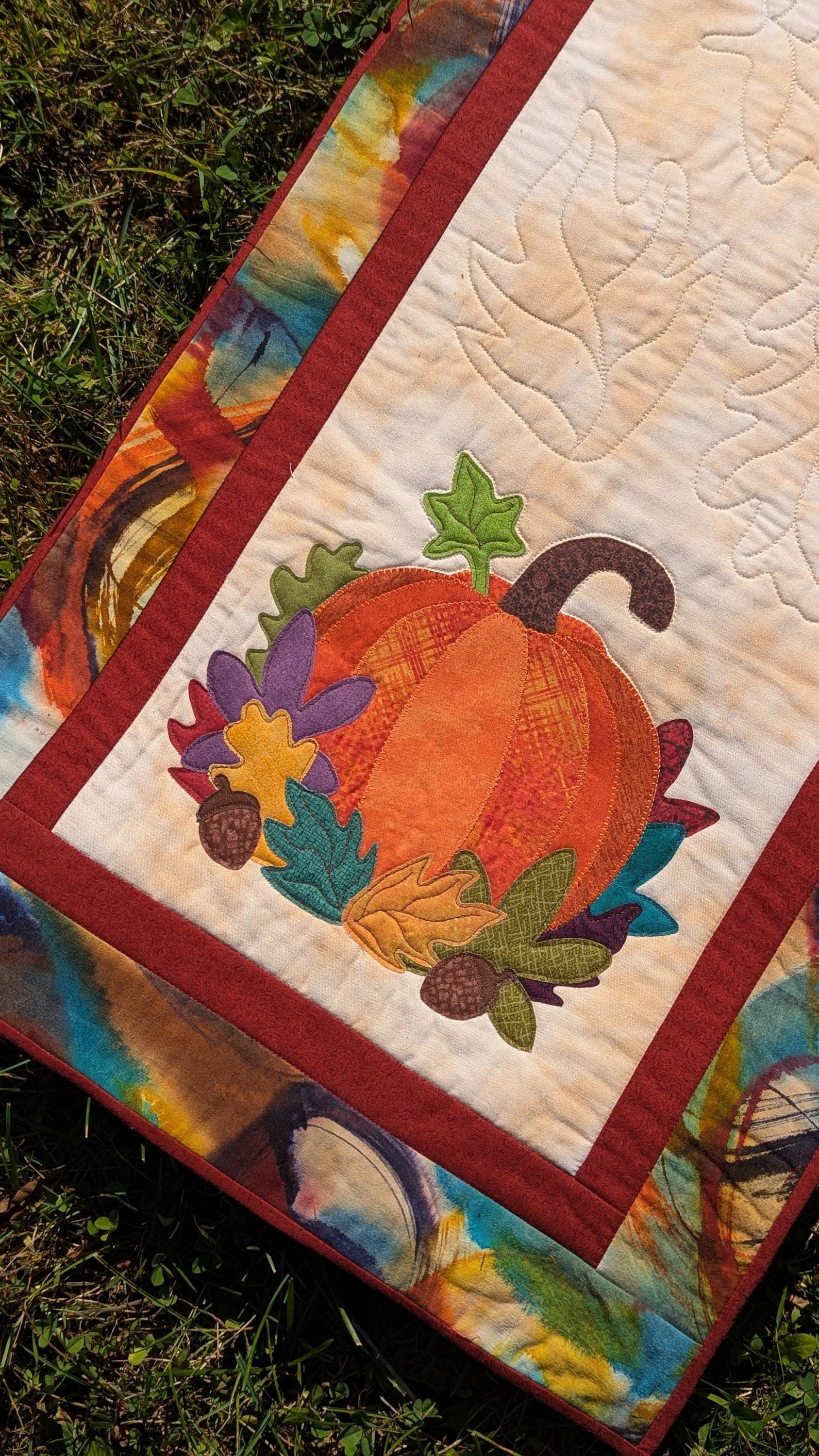 Fall Pumpkin Table Runner Quilt Pattern | Autumn Applique Sewing ...