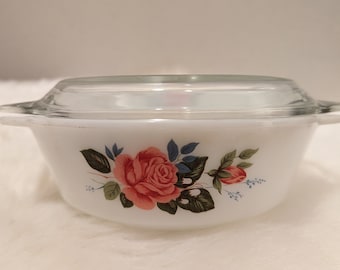 Vintage Pyrex cottage rose casserole dish 1960s with lid milk glass JAJ