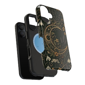 K&ouml;nnte beinhalten: Eine schwarze Smartphone-H&uuml;lle mit einem goldenen Mondsichel-Design, umgeben von detaillierten botanischen Illustrationen aus wei&szlig;en und orangefarbenen Blumen, Bl&auml;ttern und Ranken auf dunklem Hintergrund, gezeigt mit einem Telefon.