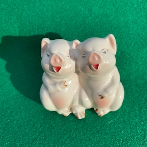 Laughing or Singing Pigs Figurine Beswick England