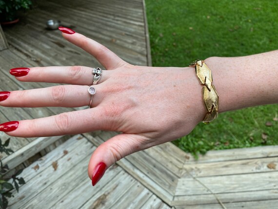 Trifari Crown Interlocking Geometric Bracelet Gol… - image 8