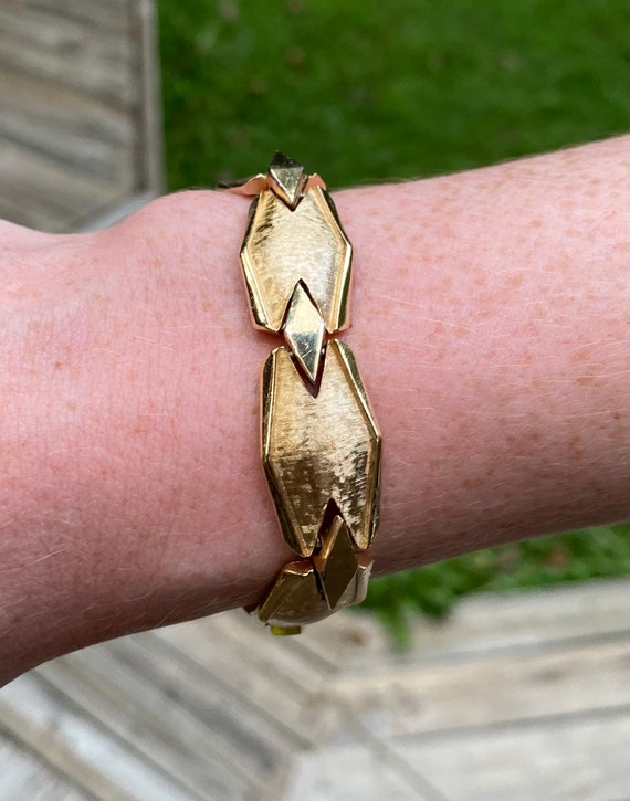Trifari Crown Interlocking Geometric Bracelet Gold