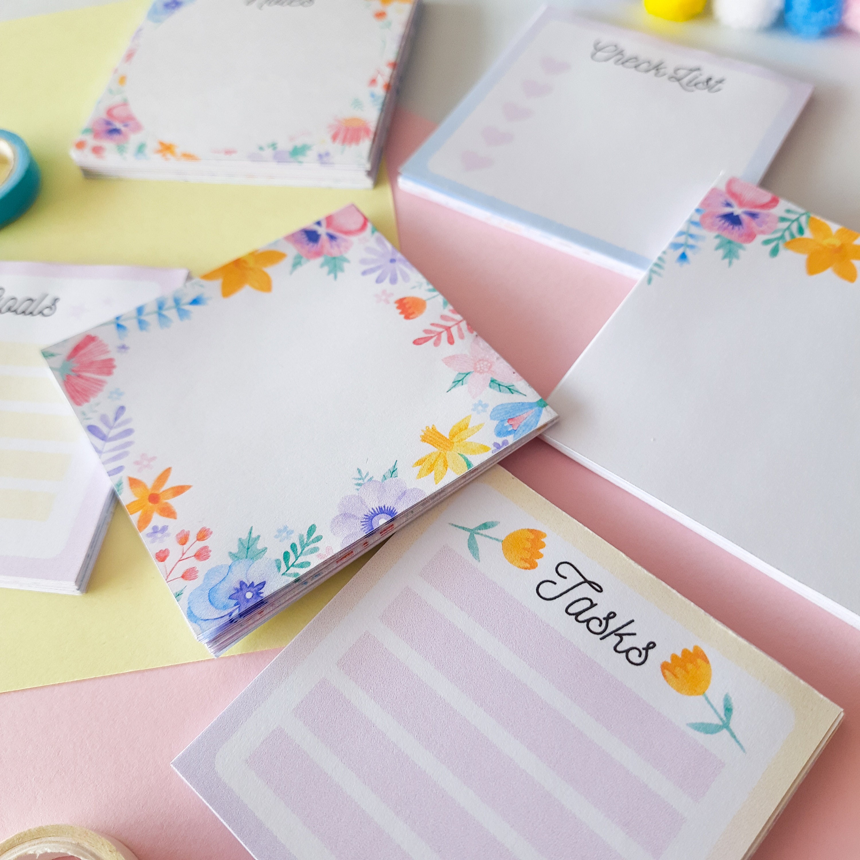 Memo pad, Stationery(square, 200 sheets)/Design based on watercolor  illustration - Shop greenut Sticky Notes & Notepads - Pinkoi