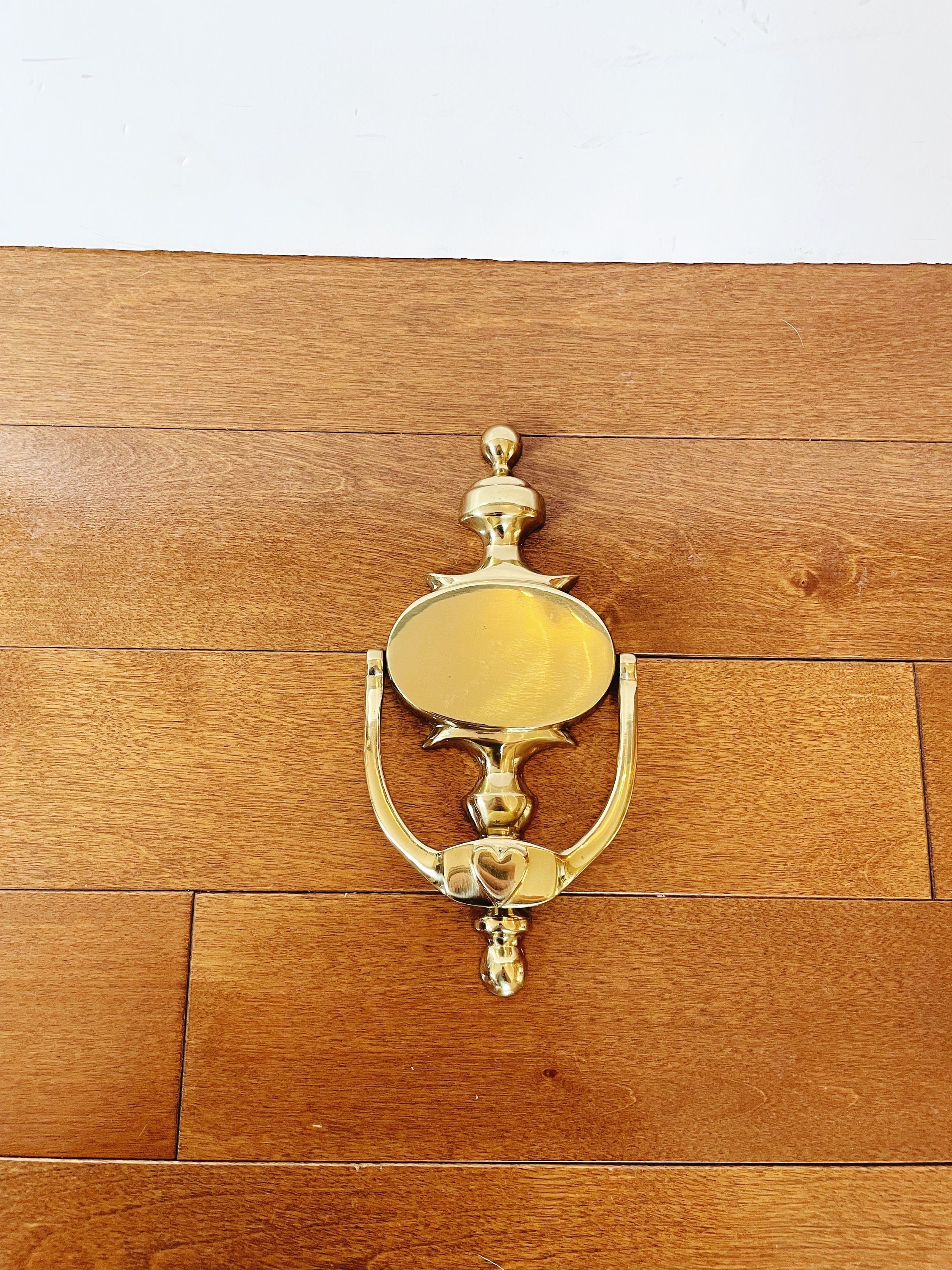 Wreaths & Door Hangers Home & Living Vintage Brass Door Knocker with Heart Door Hanger Door