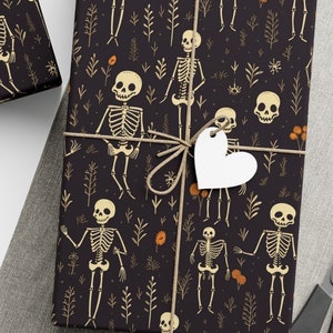 Carta da regalo di Halloween, carta da regalo con scheletro per gli amanti di Halloween, carta da regalo gotica, rotoli di carta da regalo dark academia goth jumbo rolls