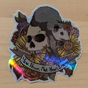 3in Possum com caveira e flores adesivo de vinil holográfico floral