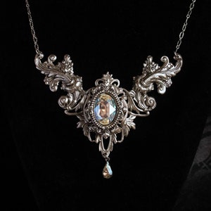 Gothic victorian necklace, gothic wedding bridal necklace, gothic jewelry, ornate baroque crystal statement necklace for romantic goth