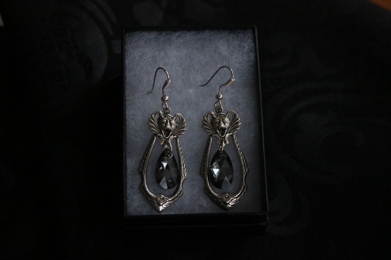 Boucles d'oreilles chauve-souris, bijoux vampire, boucles d'oreilles gothiques, boucles d'oreilles gothiques, bijoux chauve-souris, boucles d'oreilles en cristal, boucles d'oreilles gothiques victoriennes, image 8