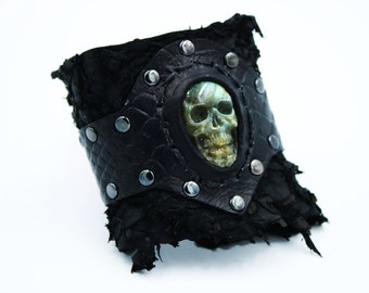 SKULL CUFF BRACELET , post apocalyptic leather skull bracelet , labradorite bracelet , mens custom bracelet leather , wide cuff bracelet