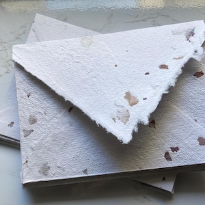 5 x BUSTE con fiori C6/A6 Bianco 250 gsm - Carta artigianale fatta a mano - cancelleria