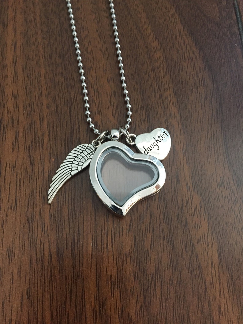 Photo Locket Floating Glass Hair Locket Ashes Sympathy Jewelry Gift Daughter Memorial Necklace Daughter loss Necklace Loss of Daughter