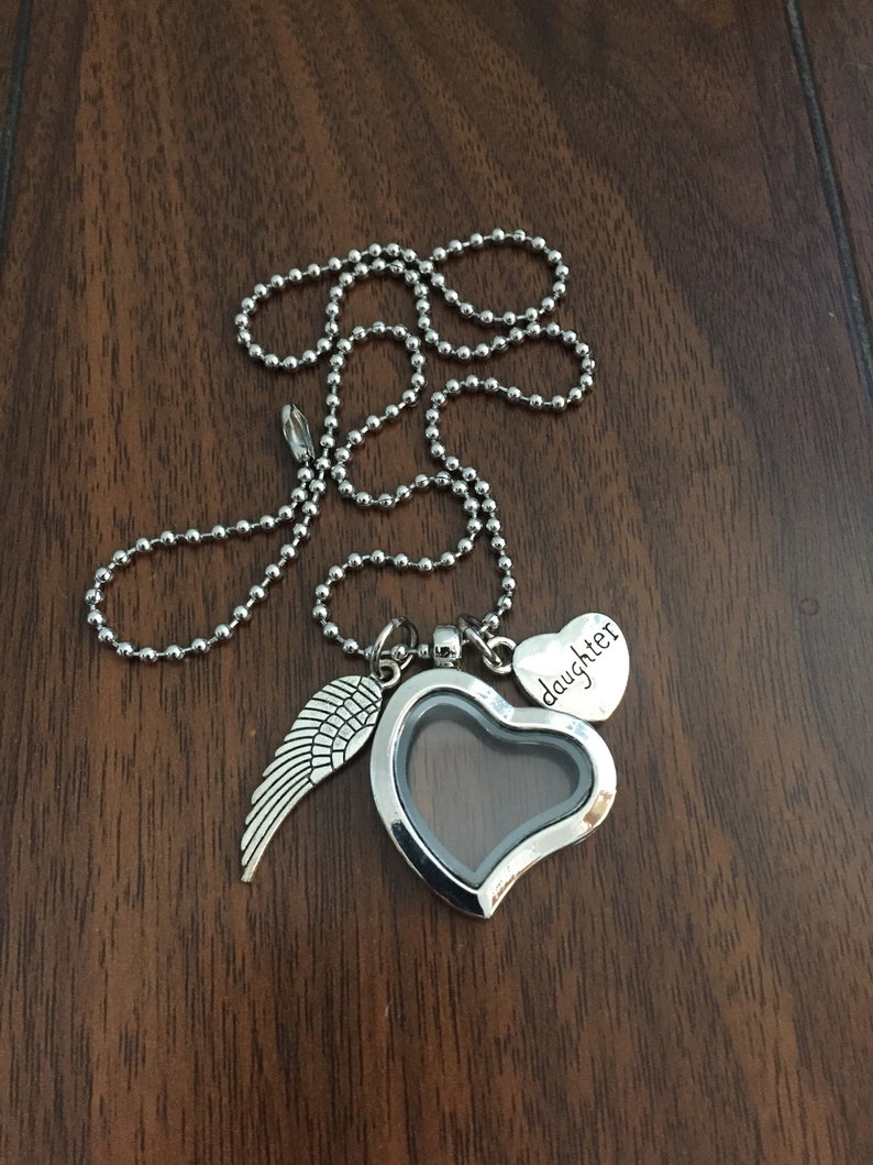 Photo Locket Floating Glass Hair Locket Ashes Sympathy Jewelry Gift Daughter Memorial Necklace Daughter loss Necklace Loss of Daughter