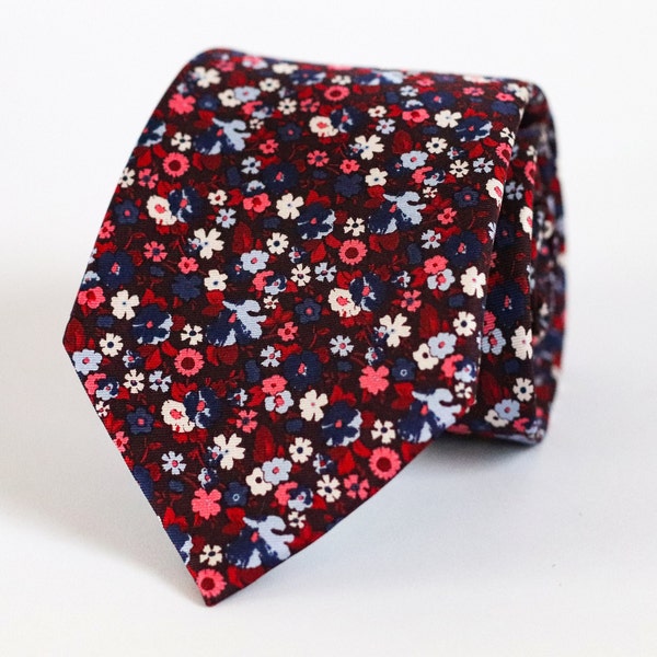 Burgundy Floral Tie, Silk Tie For Men, Vintage Men's Necktie Wine Floral, Groomsmen Necktie Burgundy Floral