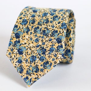 Canary Floral Tie, Silk Tie For Men, Vintage Men&#39;s Necktie Canary Floral, Groomsmen Necktie Canary Floral