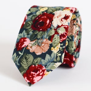 Dusty Rose Wedding Necktie, Groomsmen Ties Rose Floral, Mens Skinny Ties Vintage Mauve Floral, Pre-tied Bow Tie Dusty Rose
