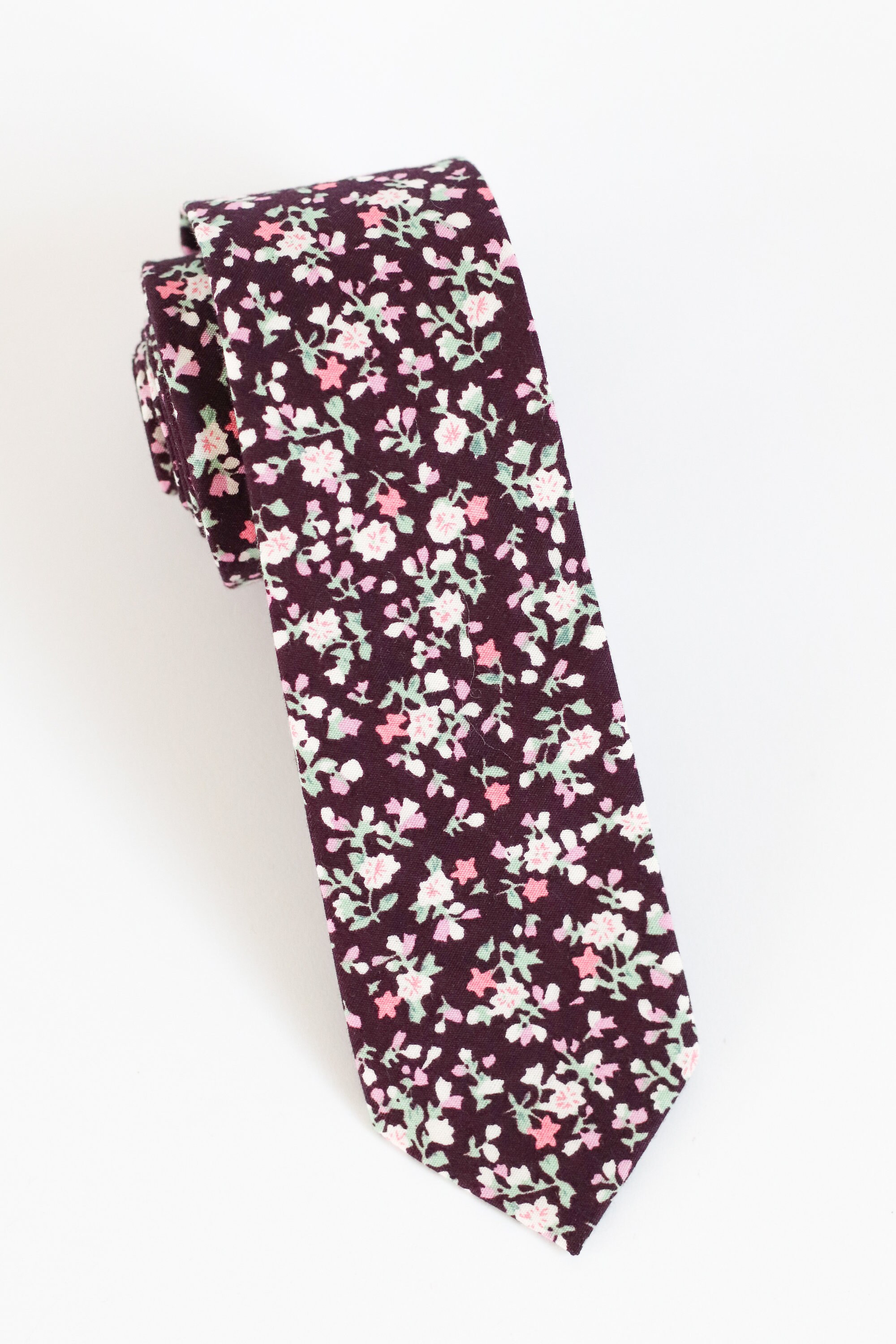 Burgundy Floral Skinny Tie Groomsmen Necktie Floral Berry - Etsy