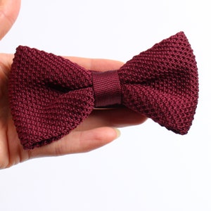 how to tie a neckerchief cowboy style
