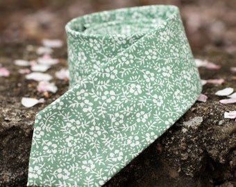 Grass Green Floral Skinny Men&#39;s Necktie, Wedding Grass Green Color, Mens Ties For Wedding, Wedding Ties For Groomsmen, Ties For Boy, D1193