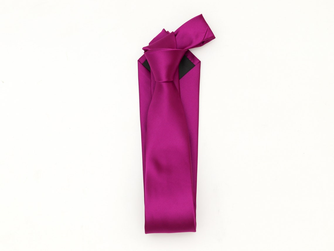 raspberry necktie