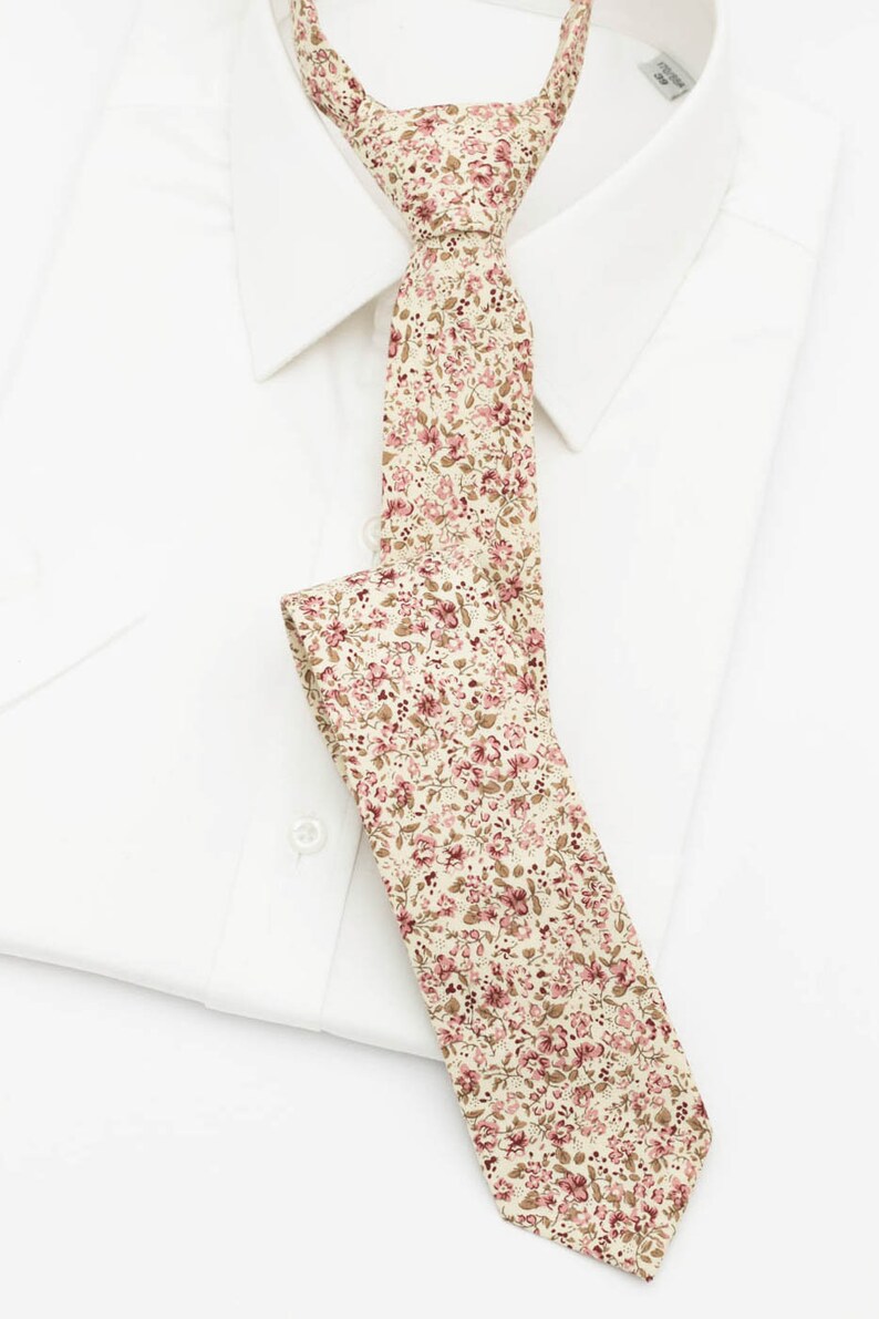 dusty mauve tie