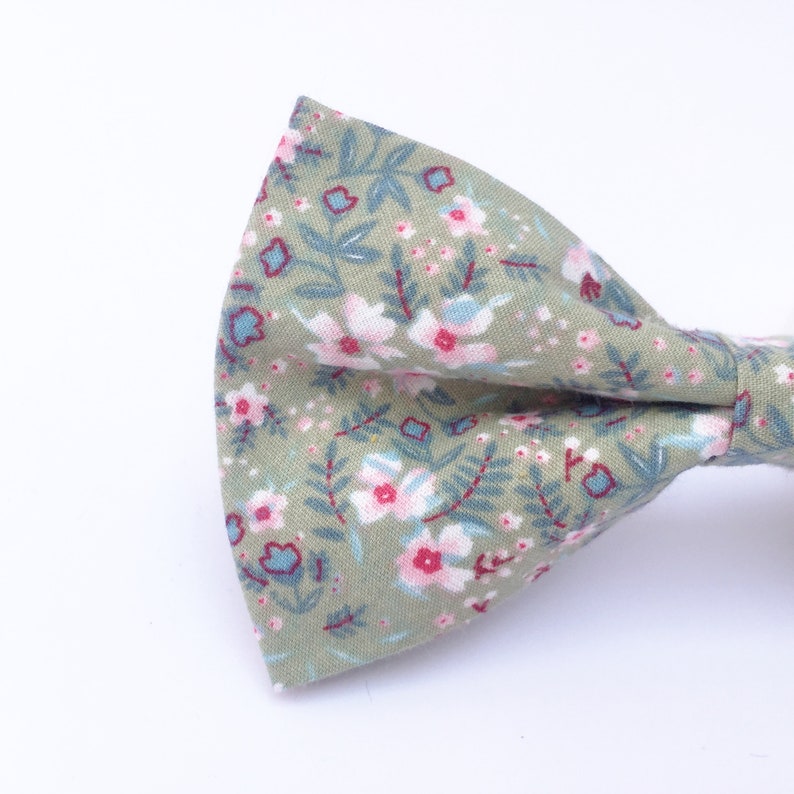 Bow Tie Pink Floral Green Cotton Bow Tie Diamond Bow Tie Wedding Bow Tie On Wedding Day Untied Bow Tie Groomsmen Bow Tie Bow Ties