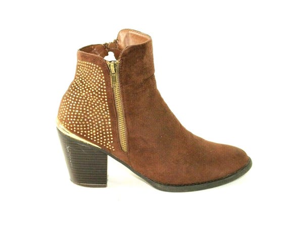 linzi boots