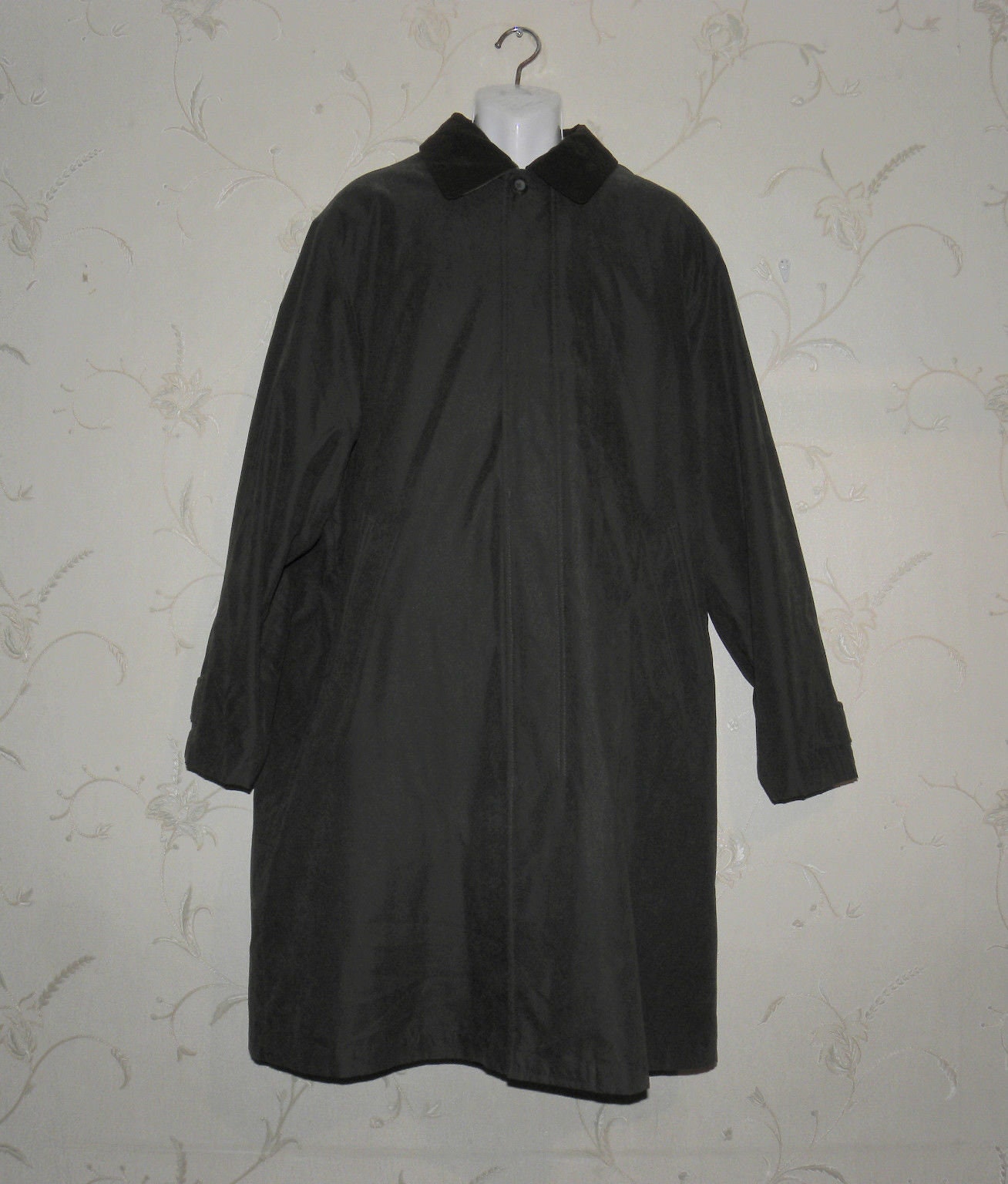 Image of Vintage Brown Material Far Field Button Removable Collar Coat Jacket Chest Sz 45