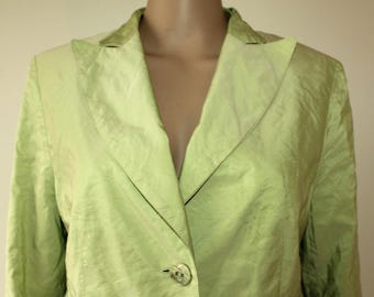 Chaqueta estilo blazer informal vintage de tela arrugada verde claro con botones y corte entallado, talla 14/42