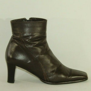 Vintage Women&#39;s Brown Leather LOTUS Zip Mid Heel Square Toe Casual Ankle Boots Sz 7 / 40