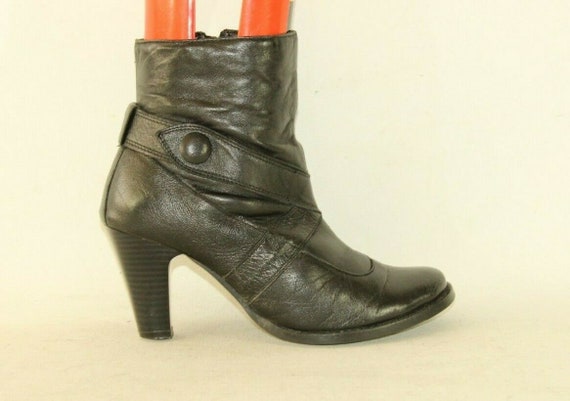 Buy Vintage Women