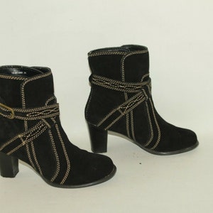 Vintage Black Suede X-IT Pull On Stitch Round Toe Mid Heel Casual Ankle Boots Size 5 /38