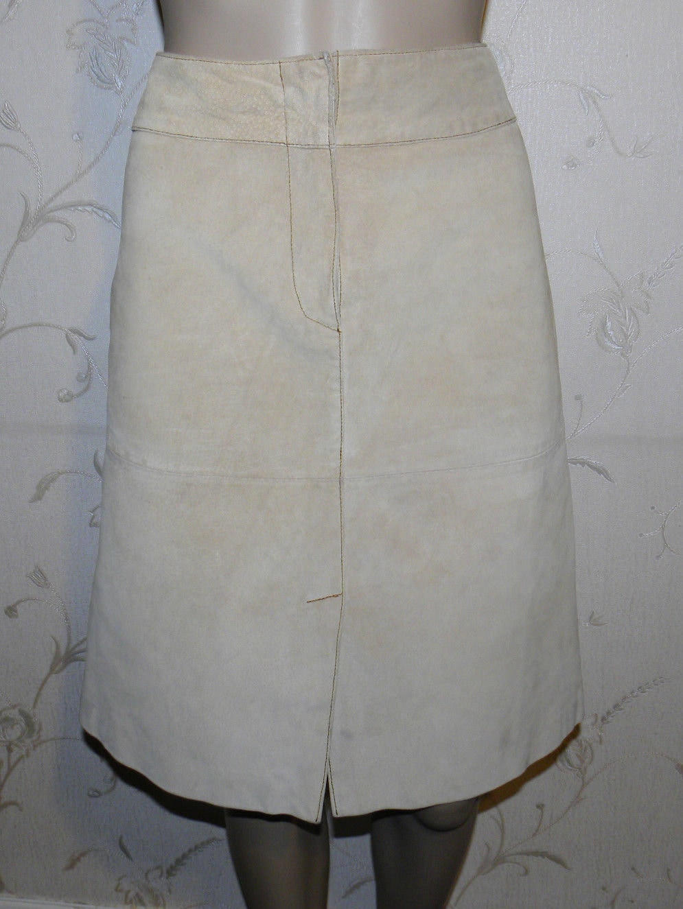 Image of Vintage Nice Beige Suede Vero Moda Zip Vent Front Straight Knee Length Skirt Size M L