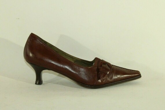 size 3 heel shoes