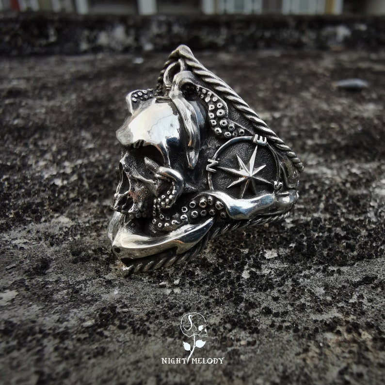 Skull pirates sterling silver ring silver jewelry men/'s ring gothic ring skull ring