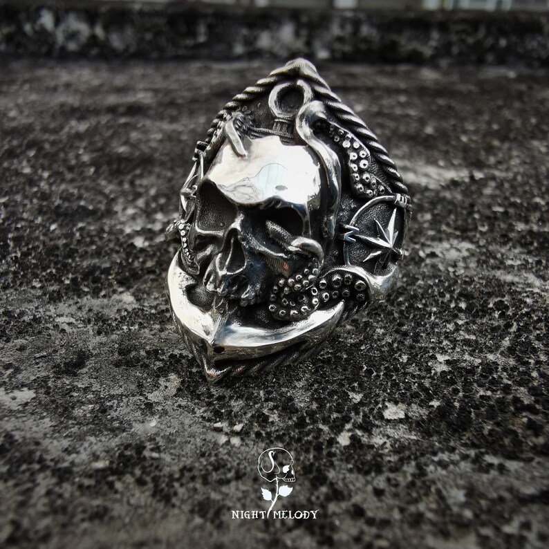 Skull pirates sterling silver ring silver jewelry men/'s ring gothic ring skull ring
