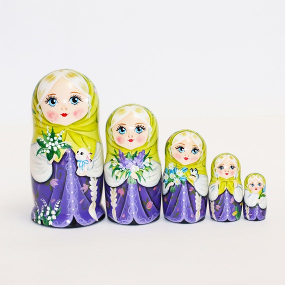 beautiful russian dolls