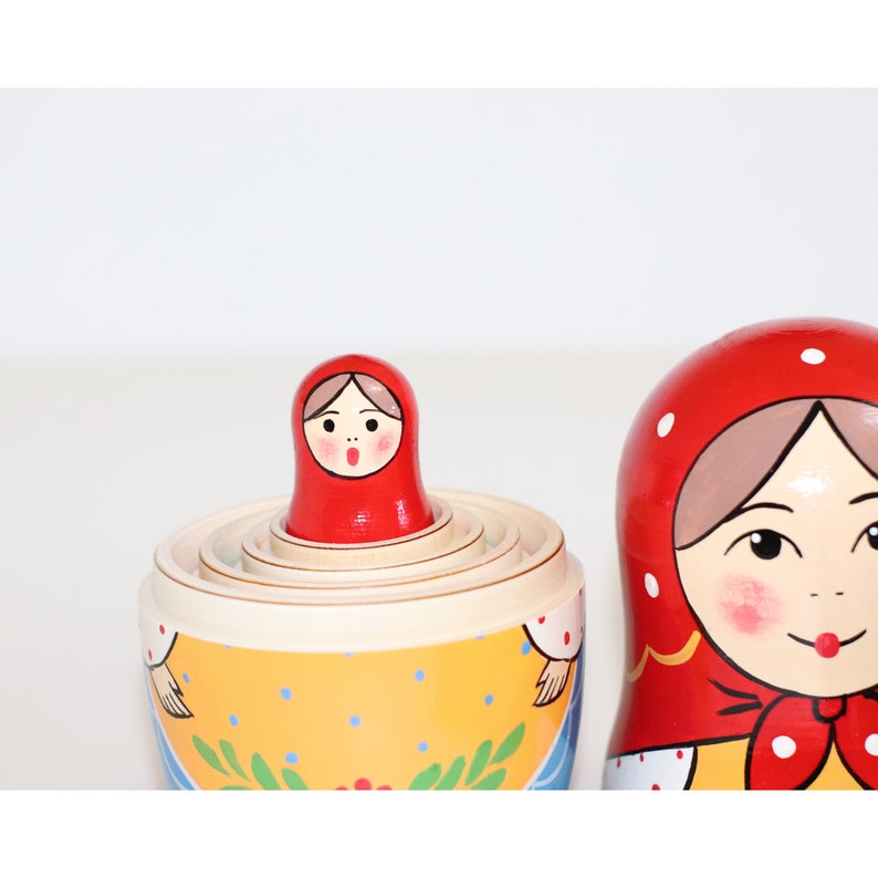 Nesting dolls Kirov Russia matryoshka nesting doll for kids wood toy hand painted custom nesting dolls modern
