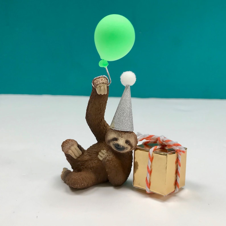 Sloth Cake Topper, Sloth Party Cake Topper, Jungle Animal Cake, Party Animals, Sloth Decoration, Cake Decoration, Keepsake image 4