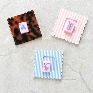 Mahjong Tile Discard Marker, Tortoise Shell Acrylic Accessory, Coastal Pink Blue Stripe