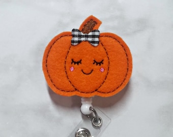 Cute Pumpkin Badge Reel/Fall Badge Reel/Nurse Badge Reel/Retractable ID Badge Holder/Felt Badge Reel/Halloween ID Badge Reel/RN Badge Reel