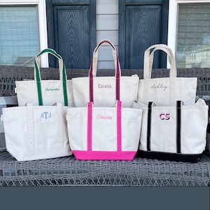 Medium Personalized Canvas Tote Bag with Zipper-Custom Tote -Embroidered Bridesmaid Gifts -Bachelorette Bags -Gift for Her -Graduation Gift