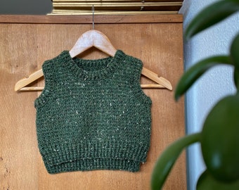 CHILDREN'S VEST Crochet Pattern / Unisex Crochet Sweater Vest / Round neck baby crochet slipover PDF/ Finlay Vest