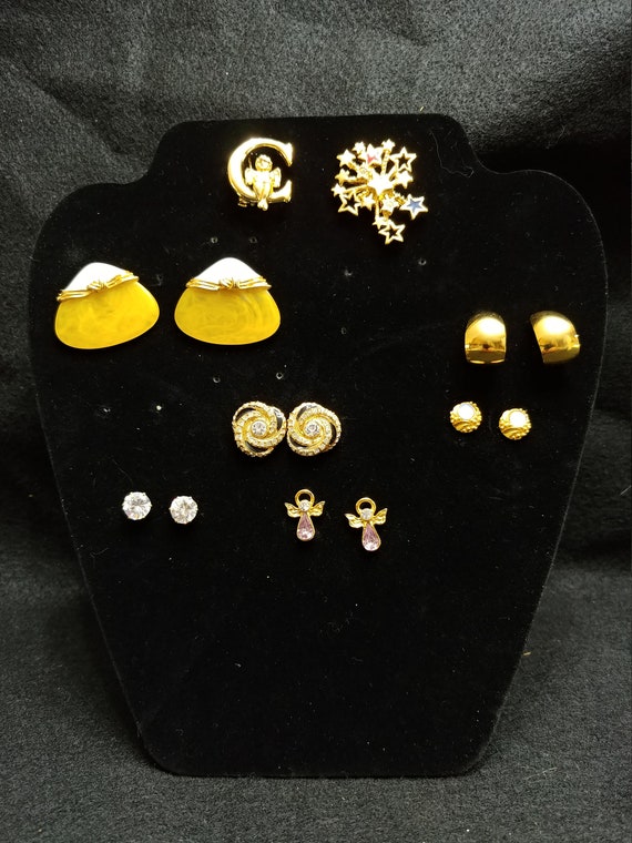 Collection of Vintage Gold Tone Earings and Pins - image 1