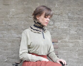 The Romantic ; Linen choker ; high-necked collar ; dystopian fashion ; ruffled collar